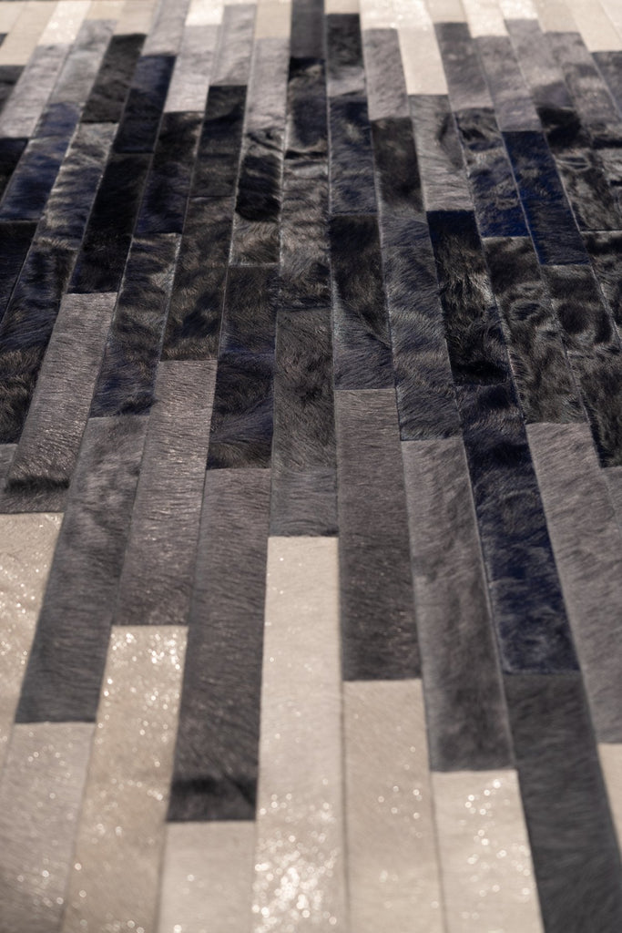Borderline / Hide Rug / 11764