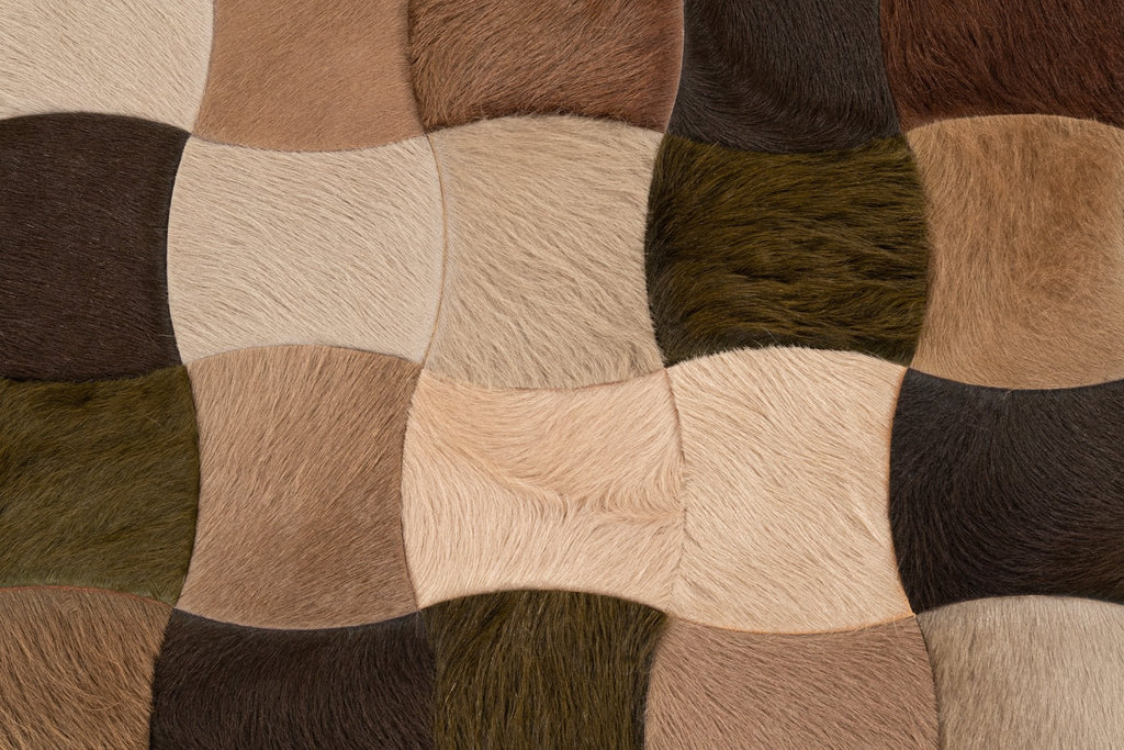 Mot / Hide Rug / 11610