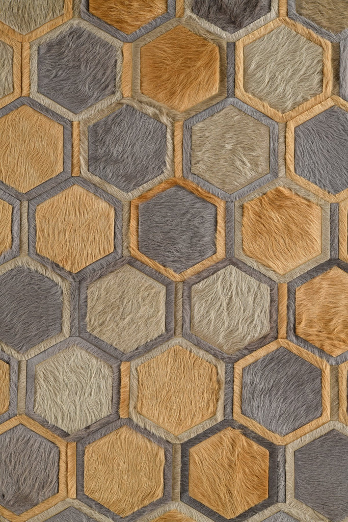 Moonglow / Hide Rug / 13993