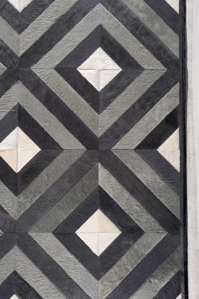 Bittersweet / Hide Rug / 16057