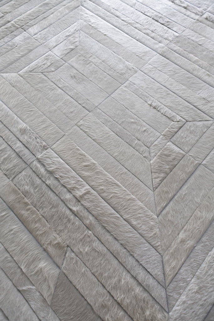 Faceta / Hide Rug / 14216