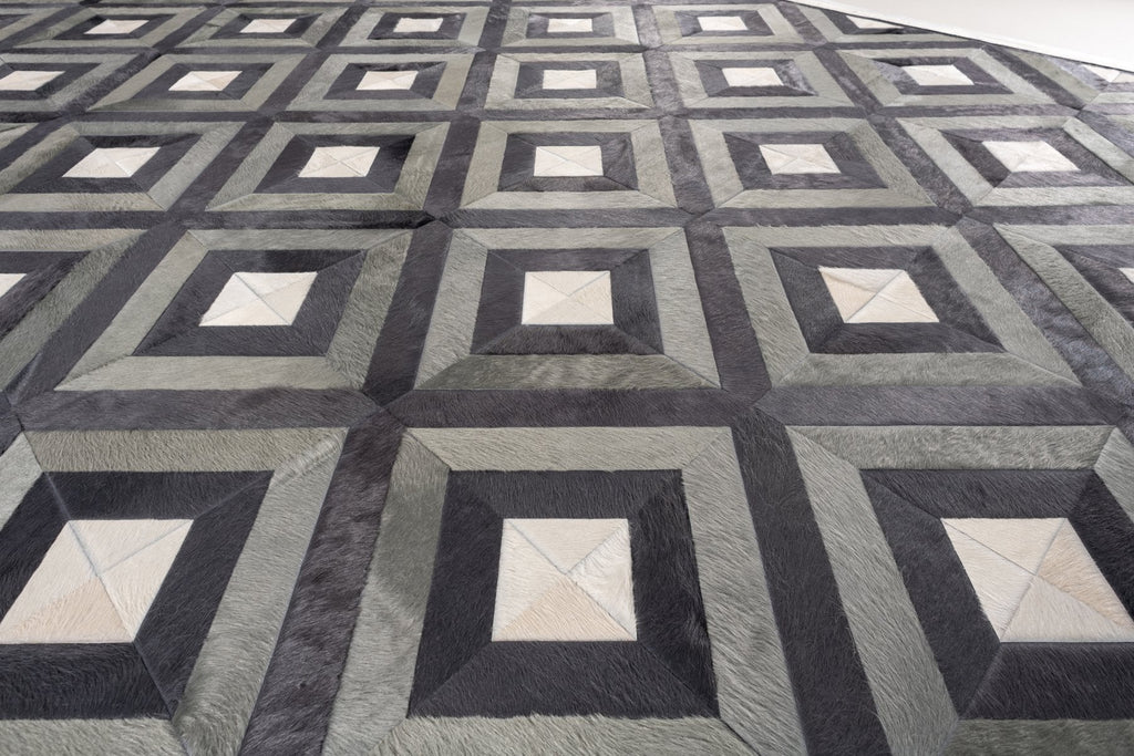 Bittersweet / Hide Rug / 16057
