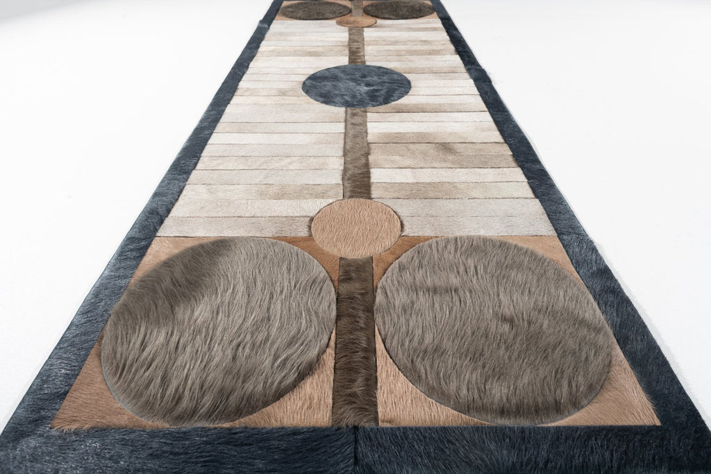 Atlas / Hide Rug / 15458