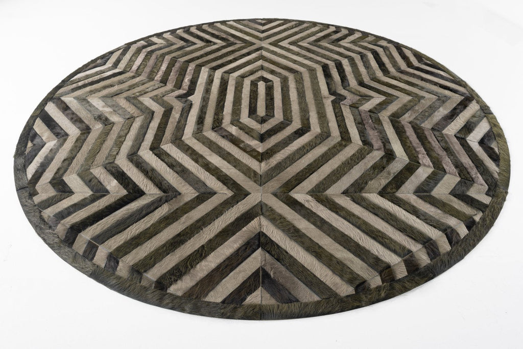 Ricochet / Hide Rug / 15724
