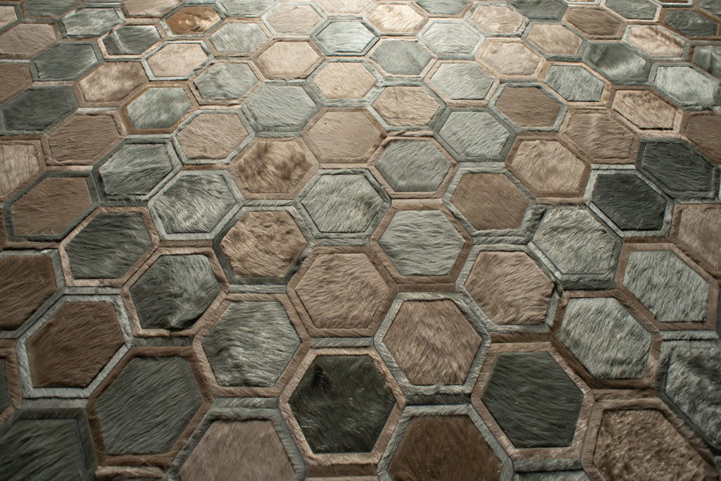 Moonglow / Hide Rug / 14287