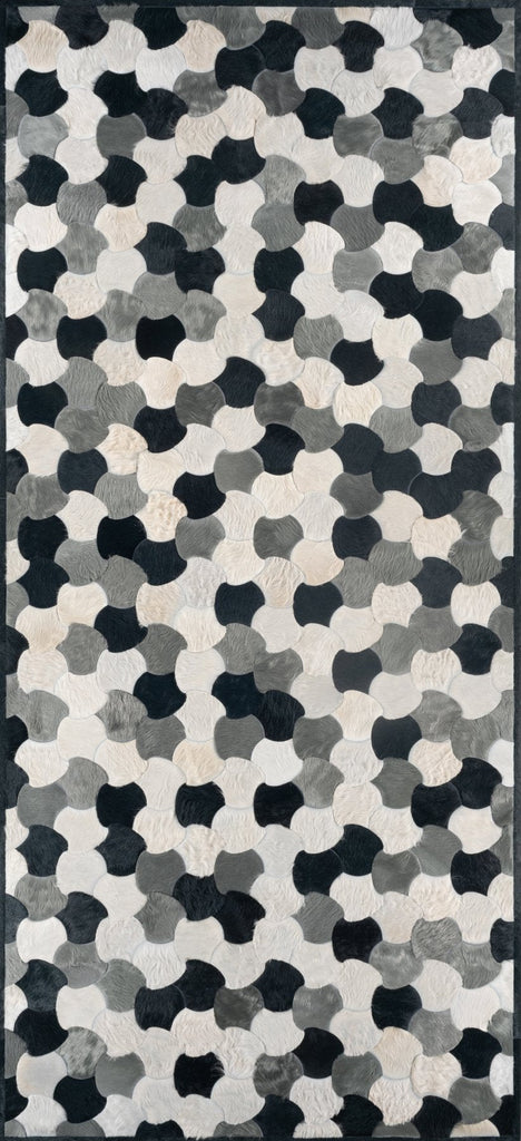 Leigh / Hide Rug / 15896