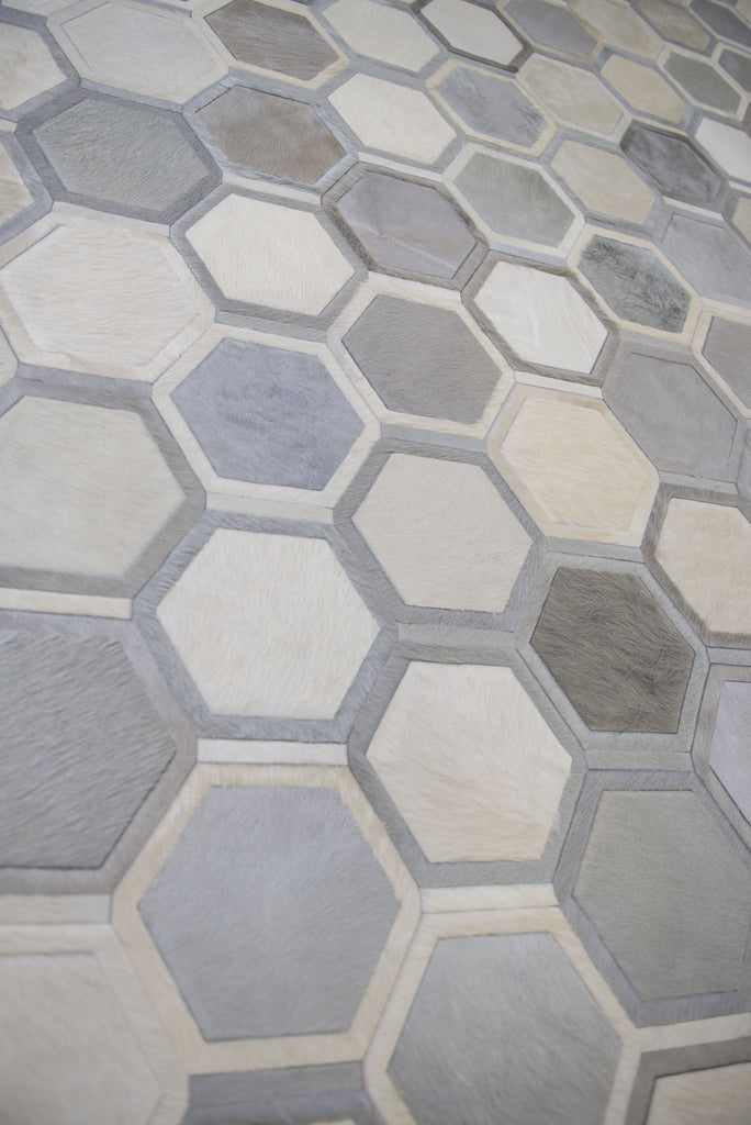 Moonglow / Hide Rug / 04944