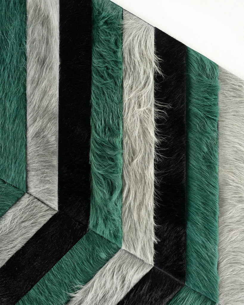 Ricochet / Hide Rug / 19595