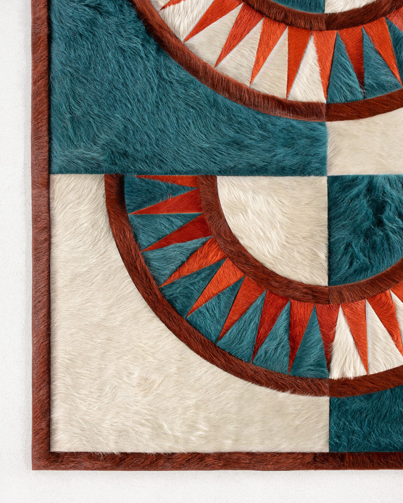 Compass / Hide Rug / 19204