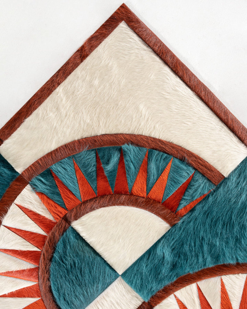 Compass / Hide Rug / 19204