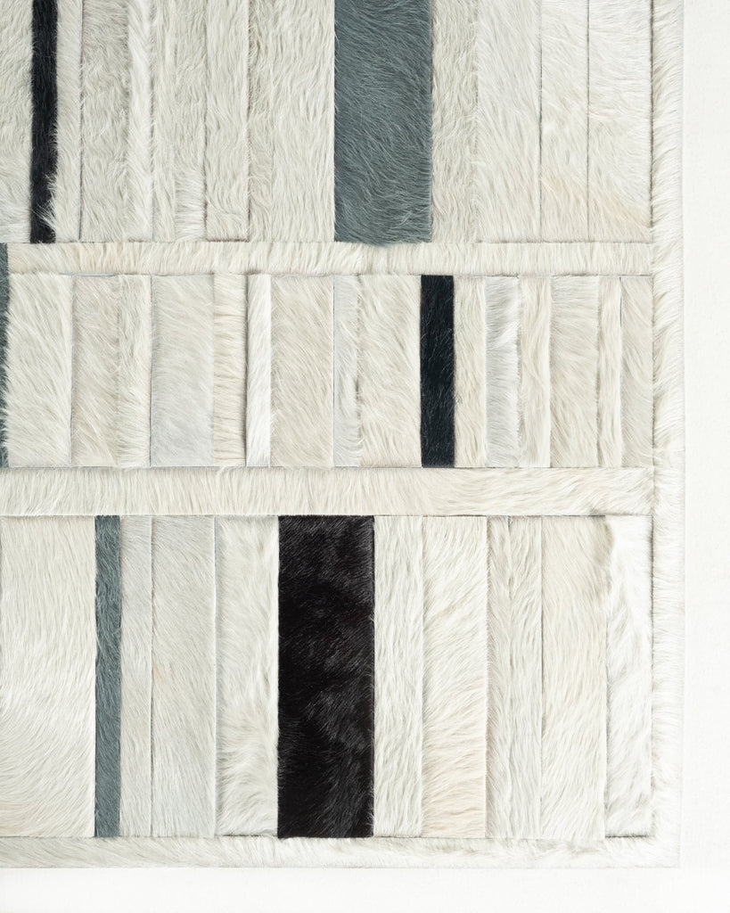 Four Seasons / Hide Rug / 20530