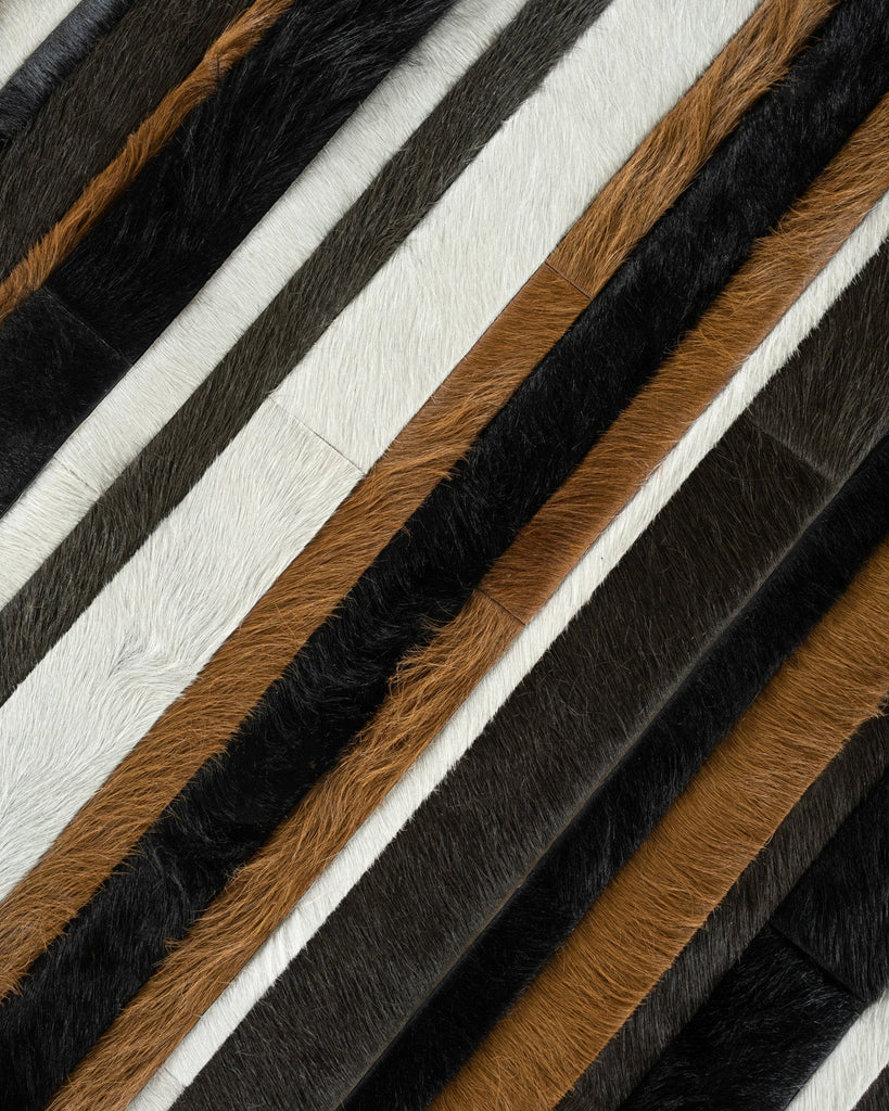 Jet Stream / Hide Rug / 20663