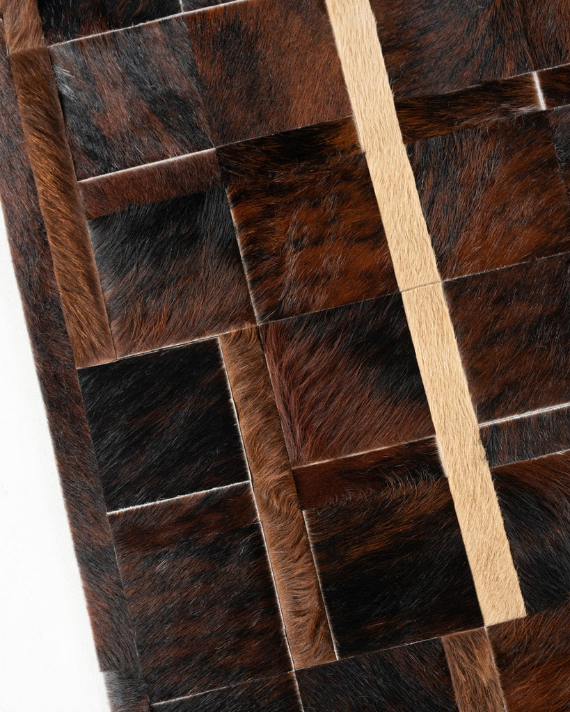 Crossfire / Hide Rug / 18638