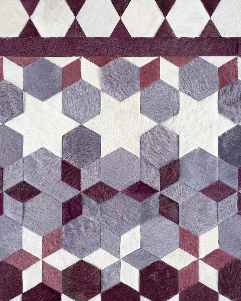 Carousel / Hide Rug / 19192