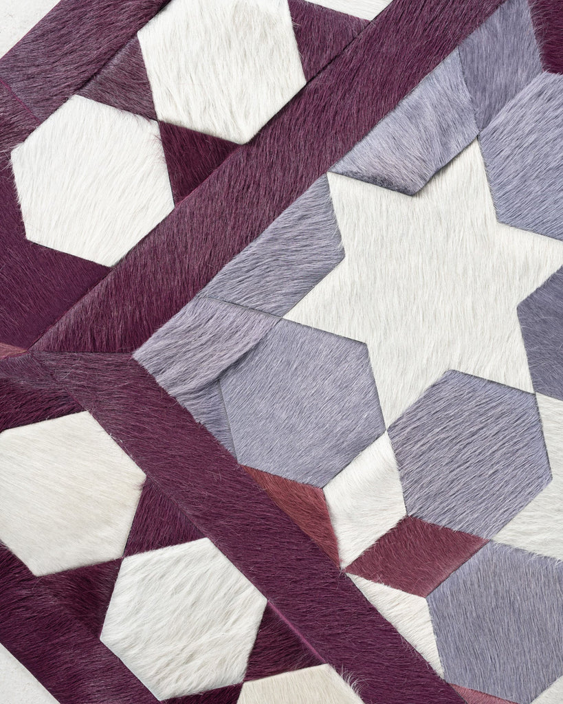 Carousel / Hide Rug / 19192