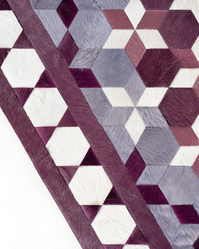Carousel / Hide Rug / 19192