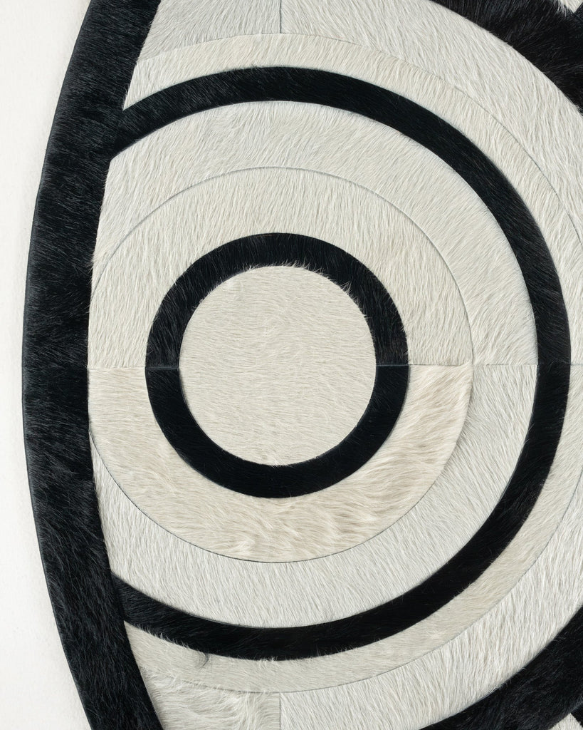 Spotlight / Hide Rug / 20748