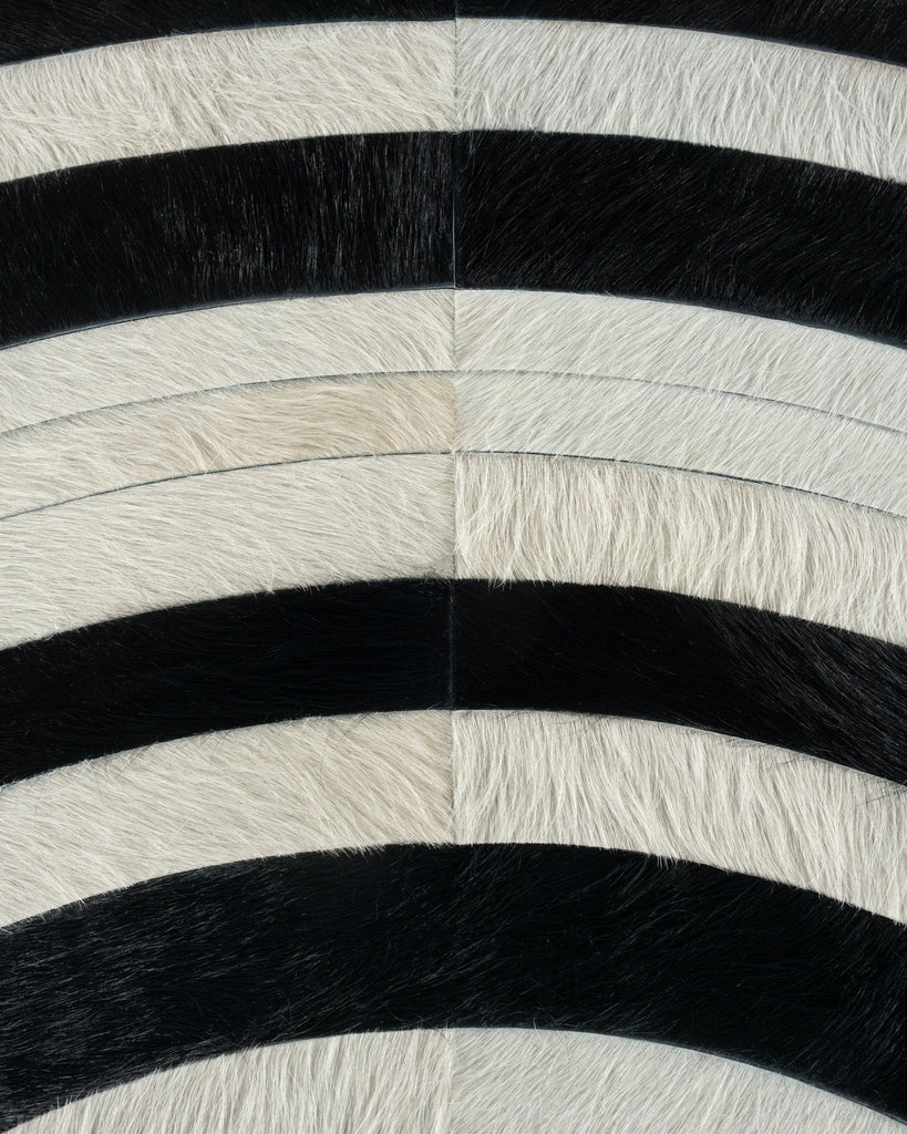Spotlight / Hide Rug / 20748