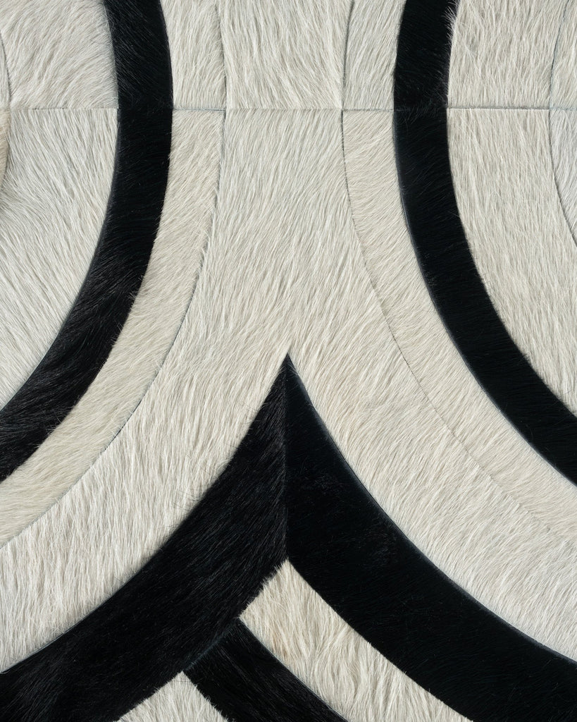 Spotlight / Hide Rug / 20748