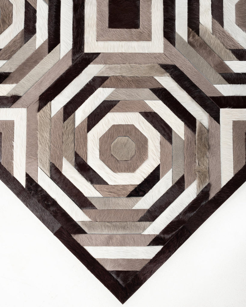 Whirlwind / Hide Rug / 19191
