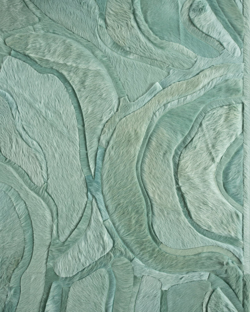 Bloom / Hide Rug / 18771