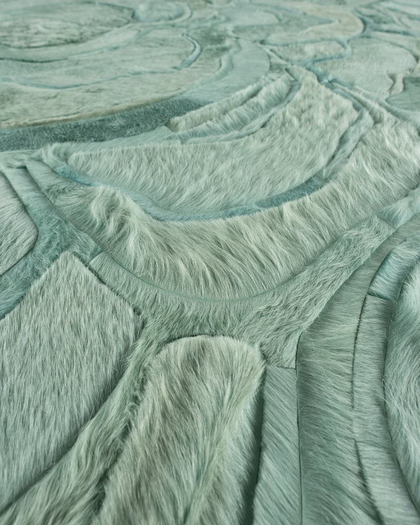 Bloom / Hide Rug / 18771
