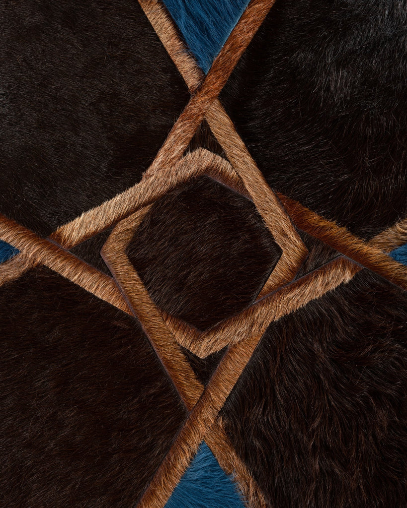 Guinevere / Hide Rug / 19272