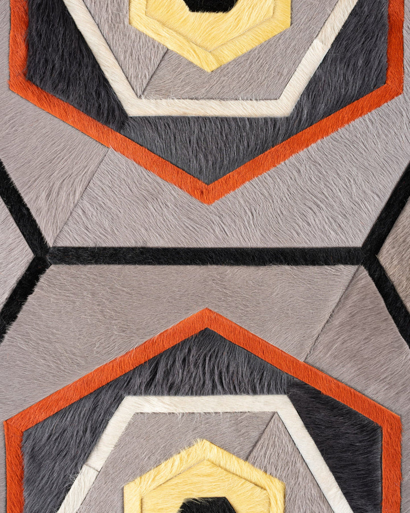 Cecelia / Hide Rug / 19506