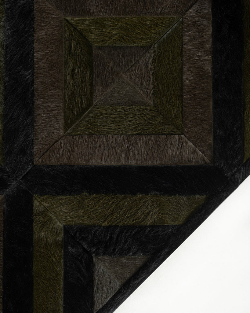 Bittersweet / Hide Rug / 21493