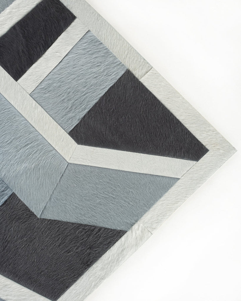 Vertigo / Hide Rug / 21498