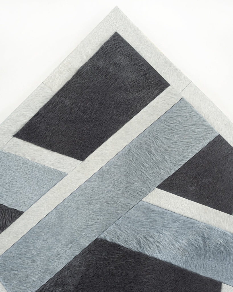 Vertigo / Hide Rug / 21498