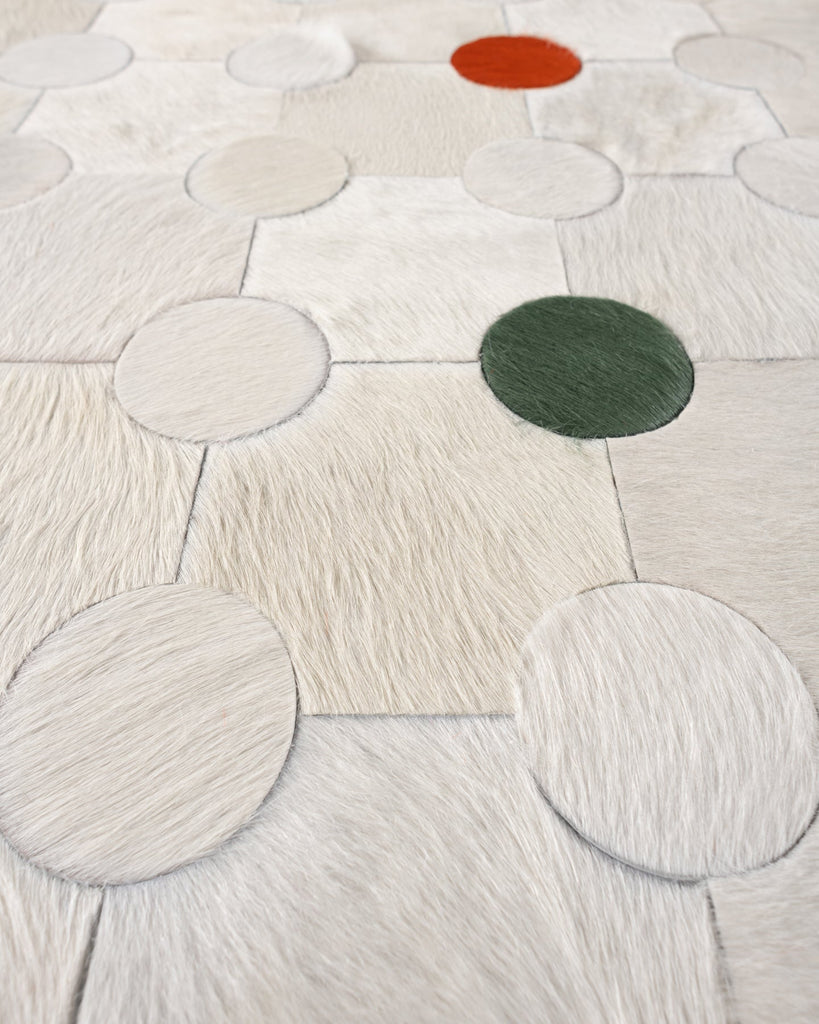 Limelight / Hide Rug / 22761