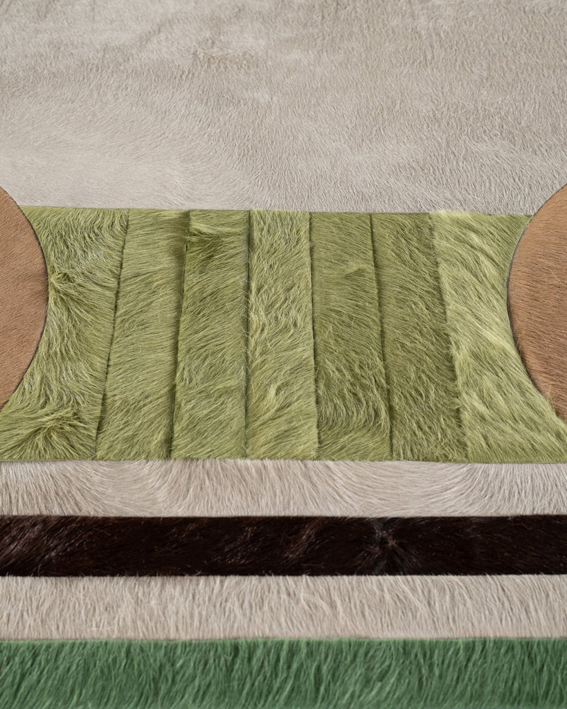 Atlas / Hide Rug / 21071