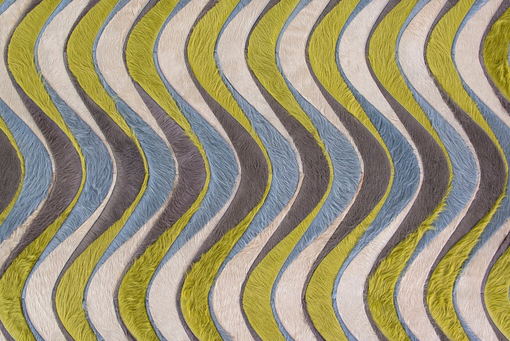 Flow / Hide Rug / 06198