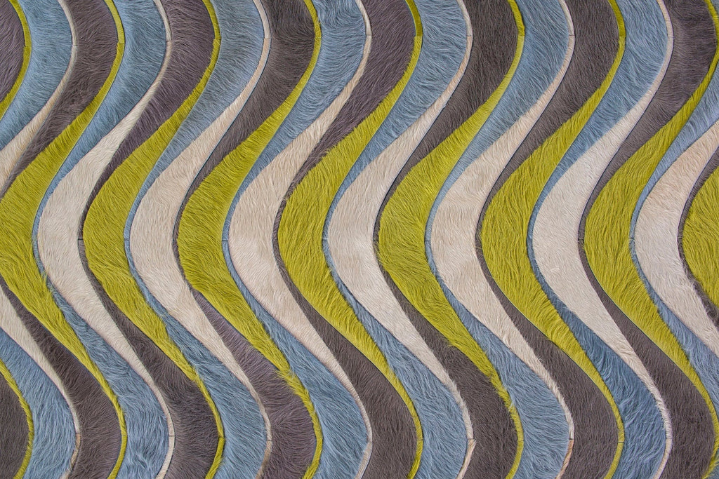 Flow / Hide Rug / 06198