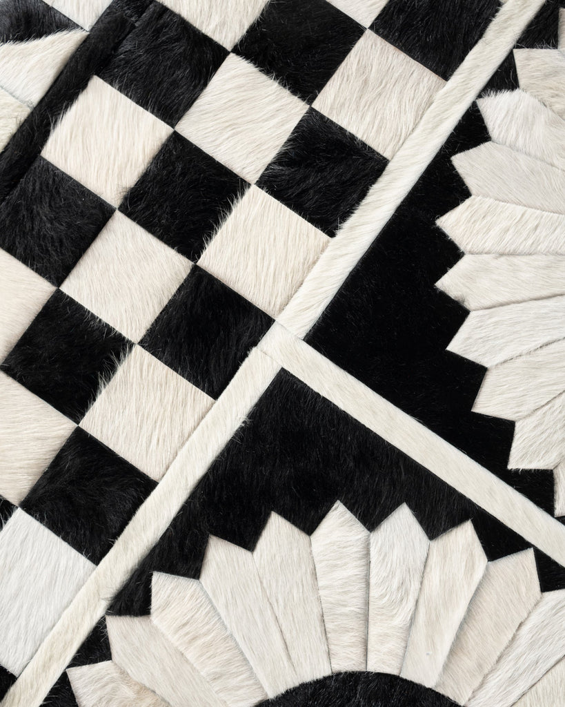 Lady / Hide Rug / 19203