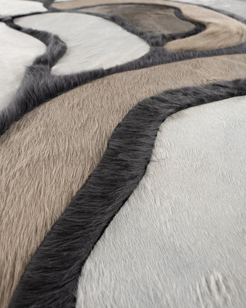 Bloom / Hide Rug / 18677