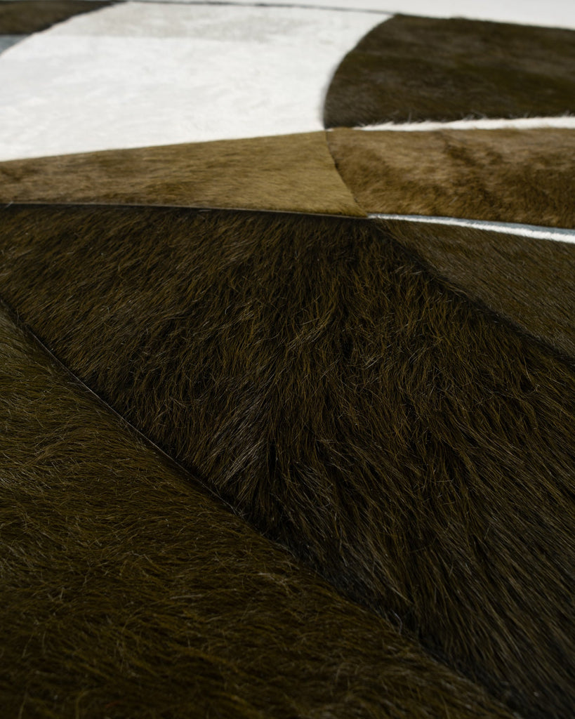 Luna / Hide Rug / 19283