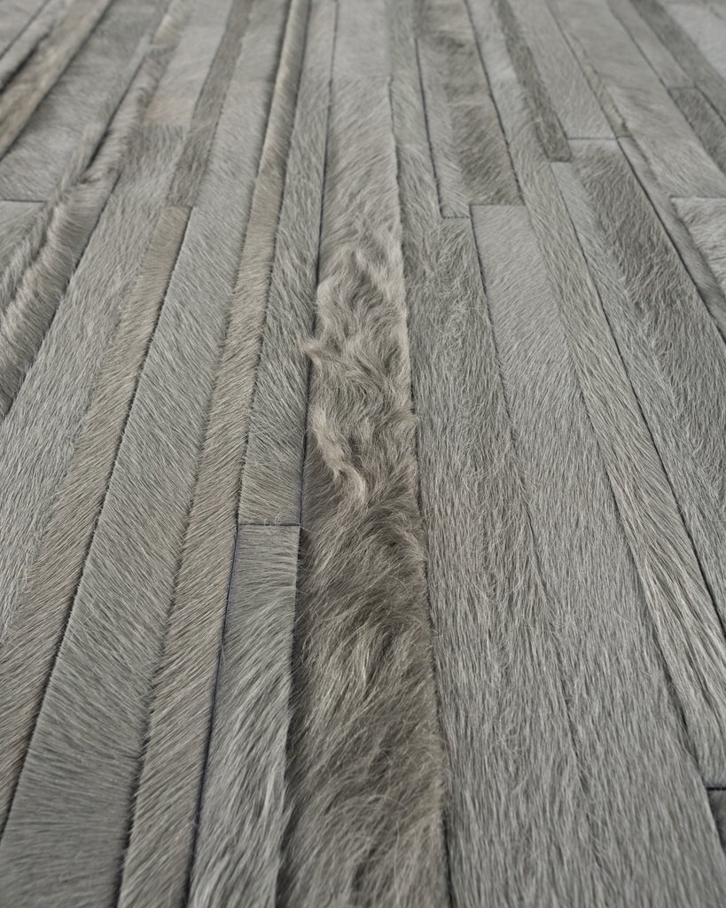 Jet Stream / Hide Rug / 17556
