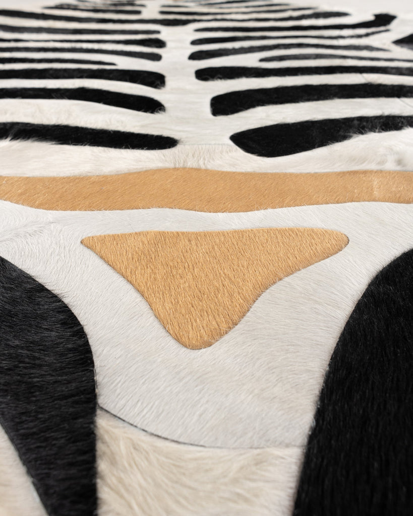 Zebra / Hide Rug / 19593