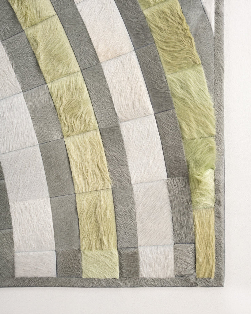 Meridian / Hide Rug / 18204