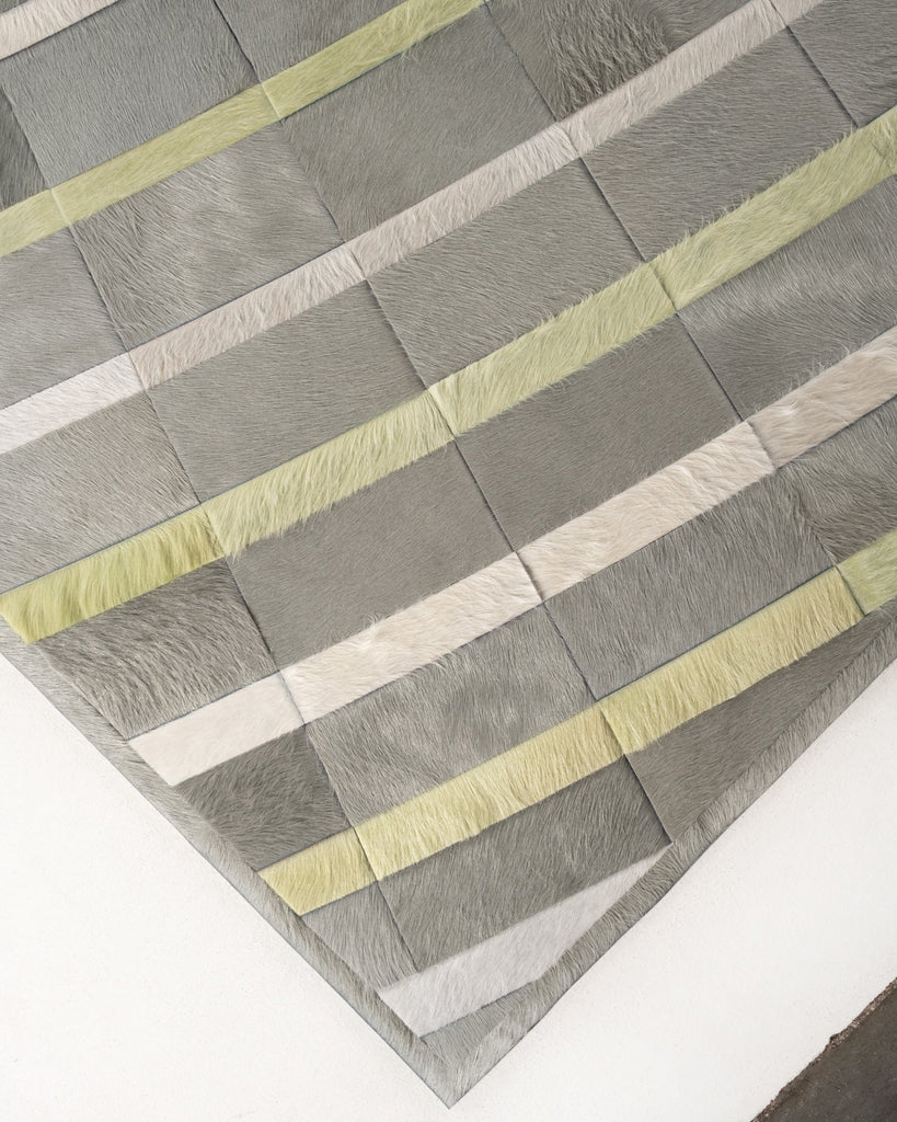 Meridian / Hide Rug / 18204