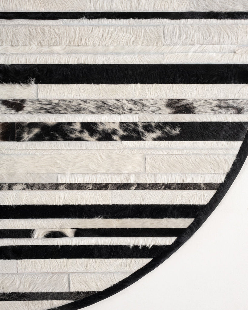 Jet Stream / Hide Rug / 19786