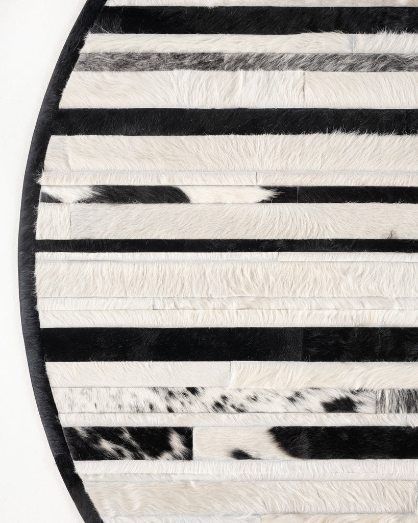 Jet Stream / Hide Rug / 19786