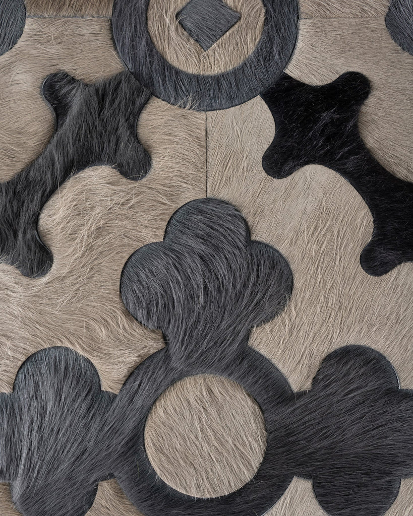 Empire / Hide Rug / 18459