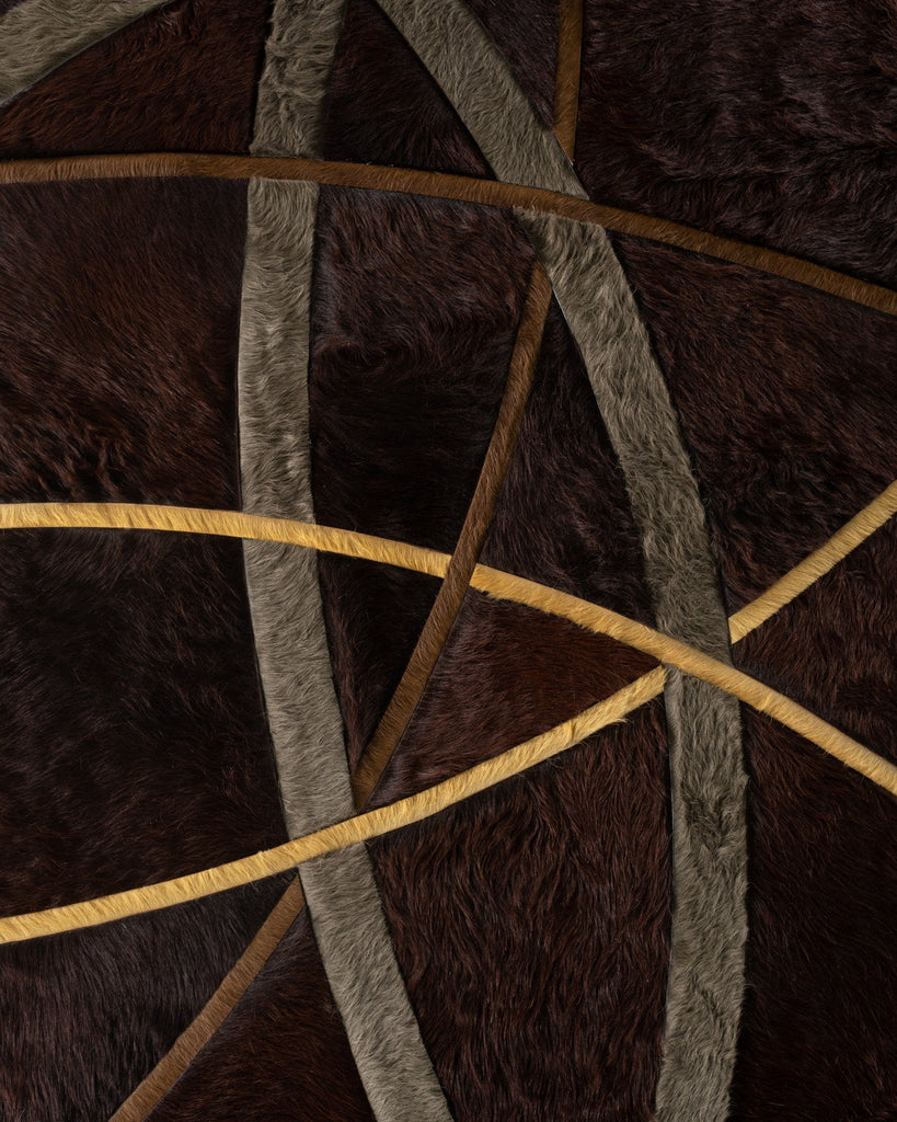 Silhouette / Hide Rug / 19315