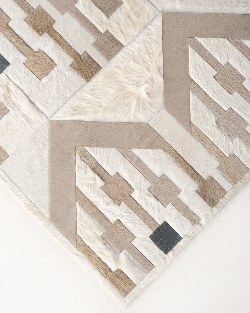 Custom / Hide Rug / 19517