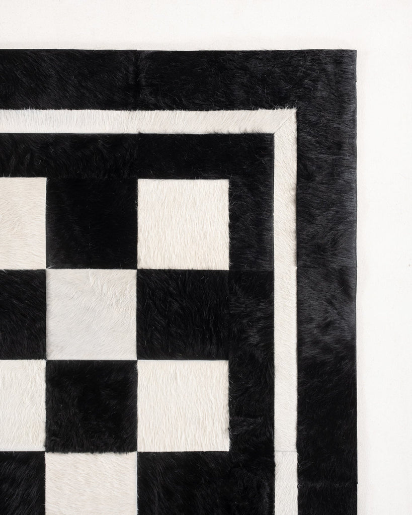 Custom / Hide Rug / 19821