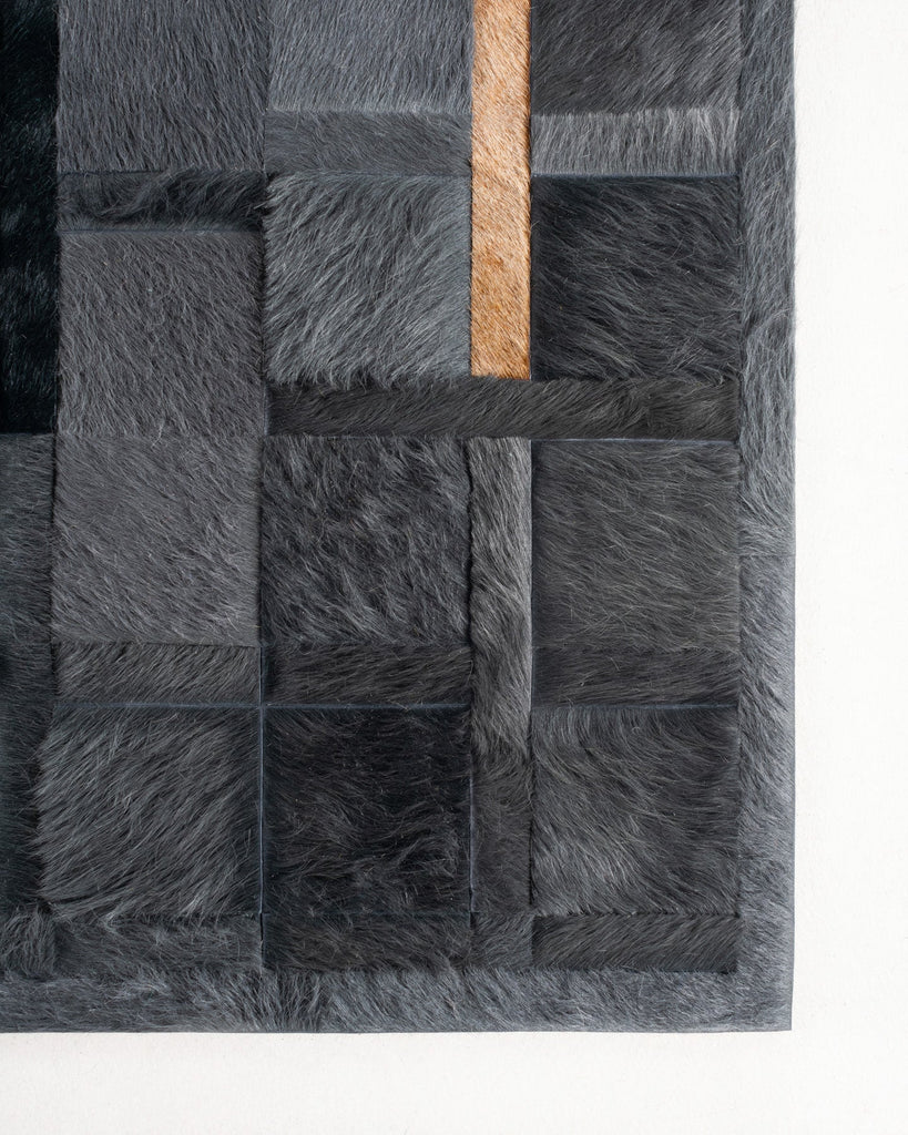 Crossfire / Hide Rug / 20285
