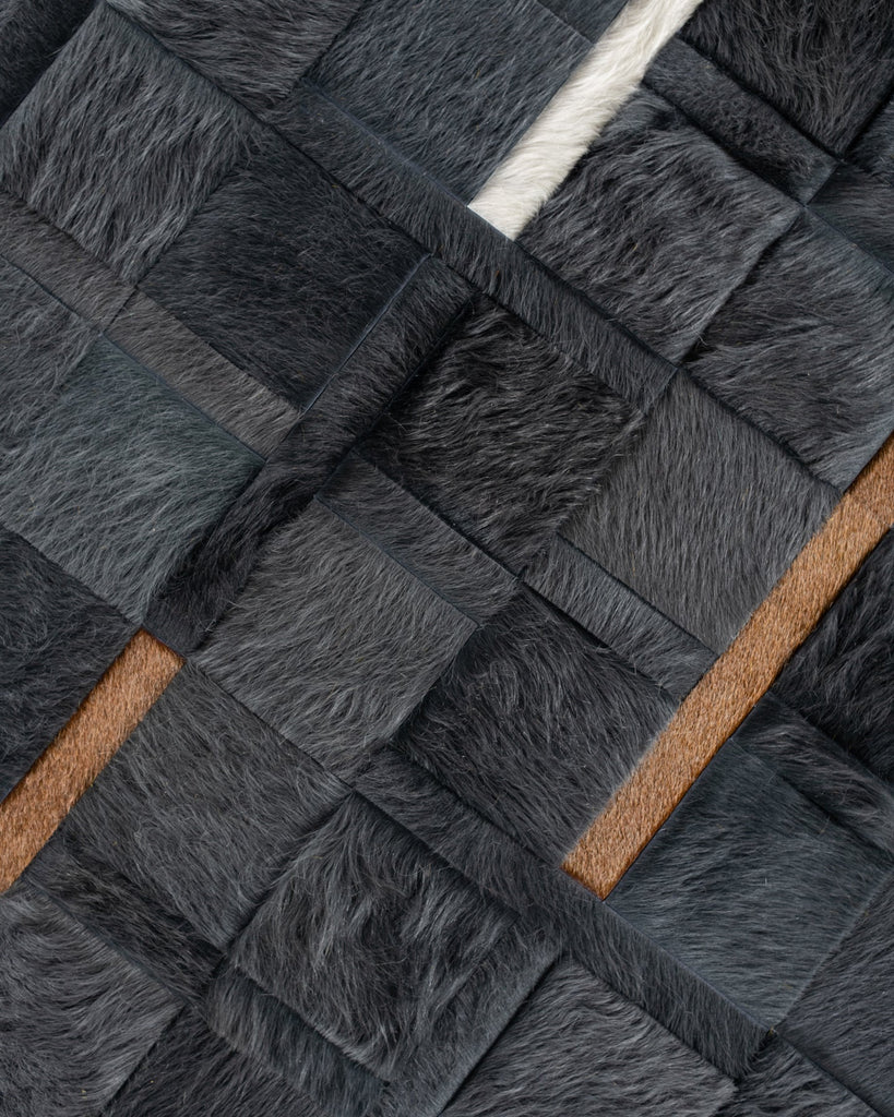 Crossfire / Hide Rug / 20285